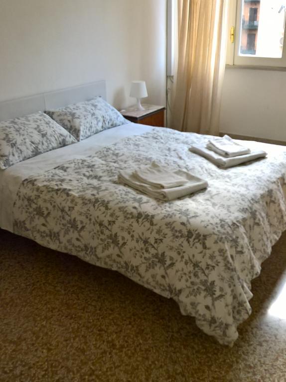 パレルモ Marchese Ugo Bed & Breakfast エクステリア 写真